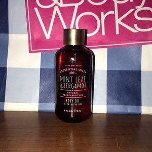 Bath&Body Works MintLeaf & Bergamot Body Oil